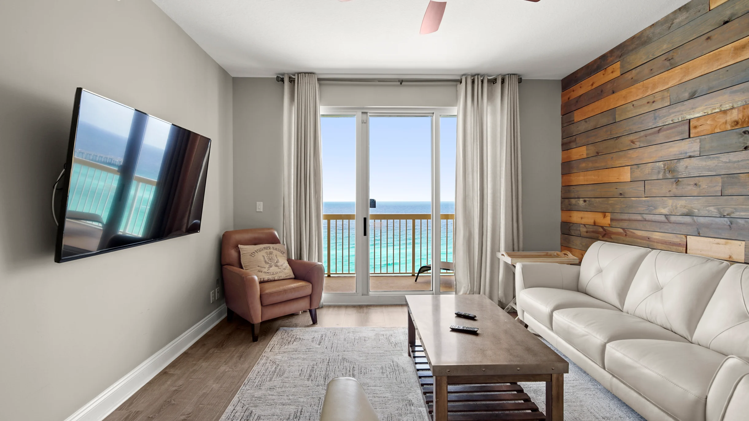 Condo in Panama City Beach property photo 3