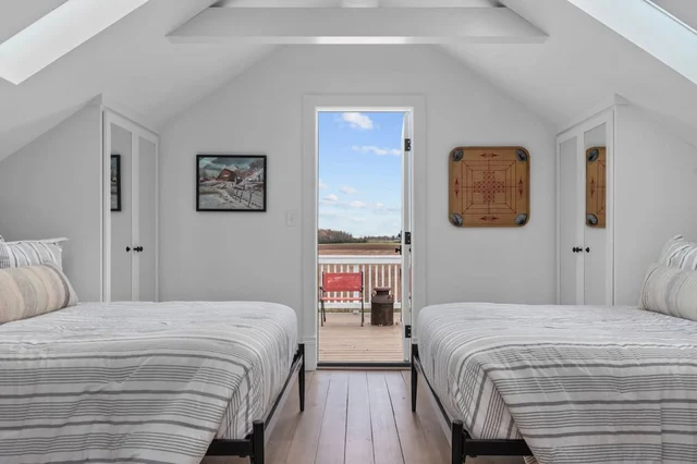 Bedroom 3 image 1