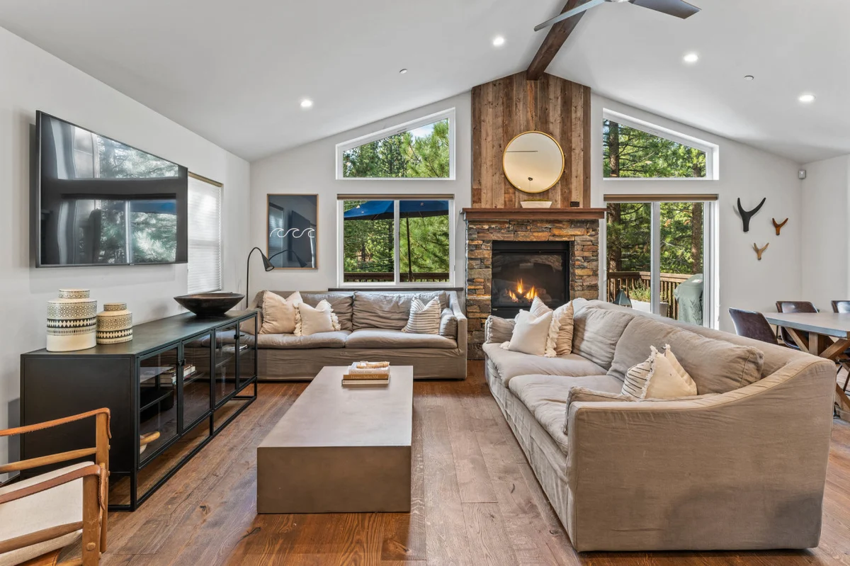 Home in Truckee property photo 4
