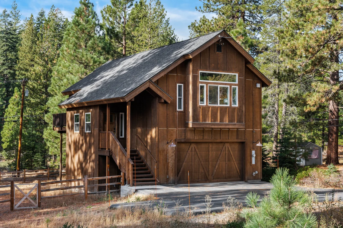Home in Truckee property photo 3