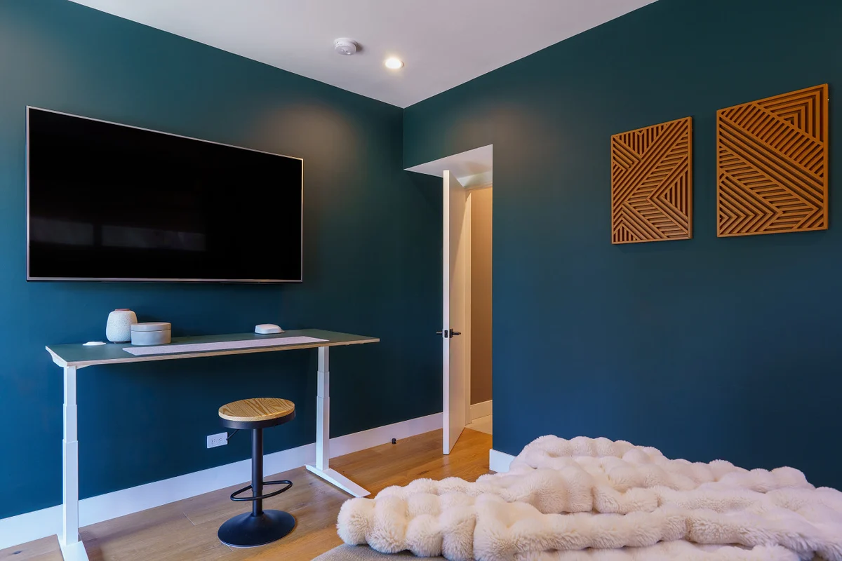 Bedroom 3 image 1