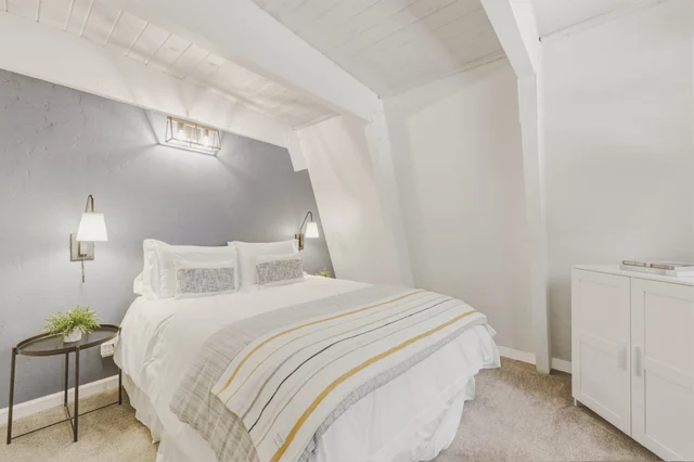 Bedroom 2 image 1