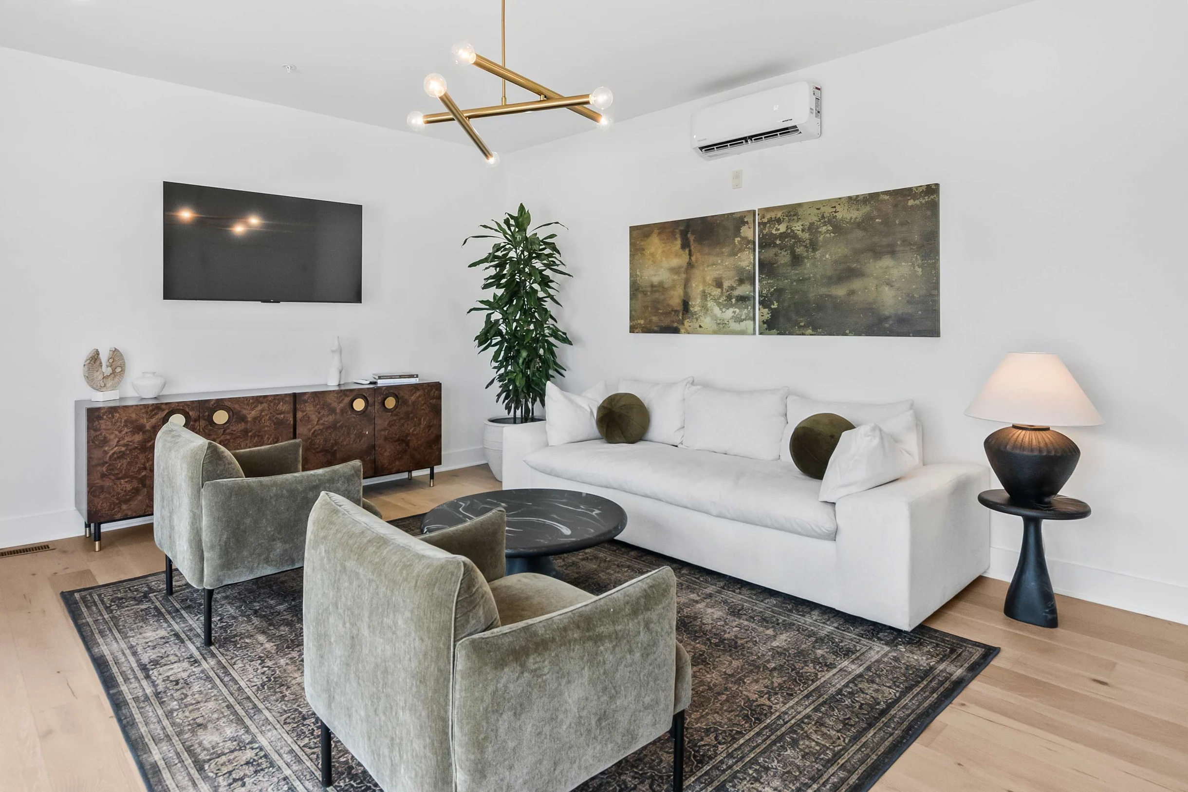Olive Stone Loft #25