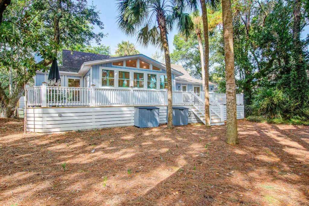 Home in Isle of Palms property photo 5