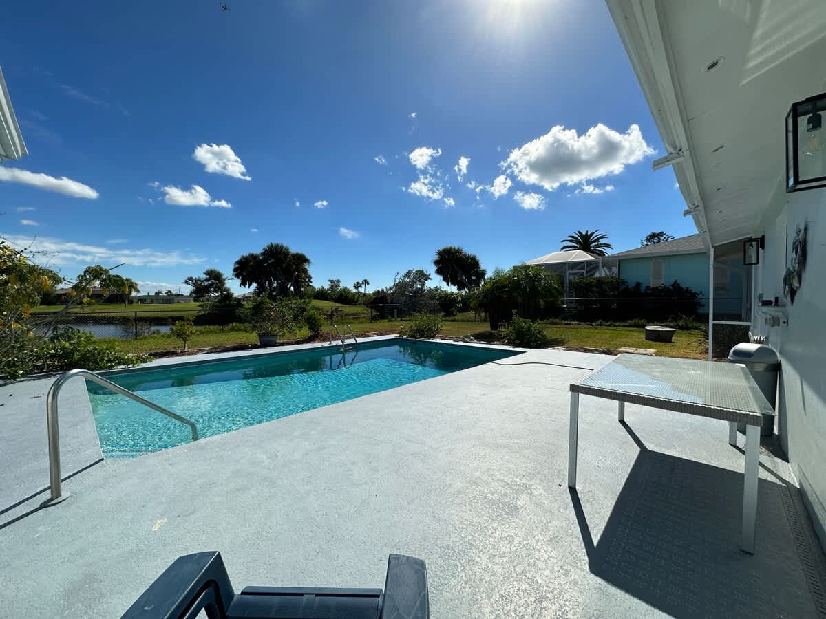 Home in Rotonda West property photo 5