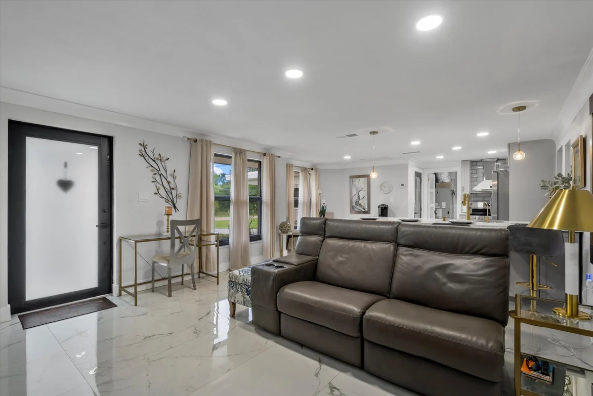 Home in Punta Gorda property photo 3