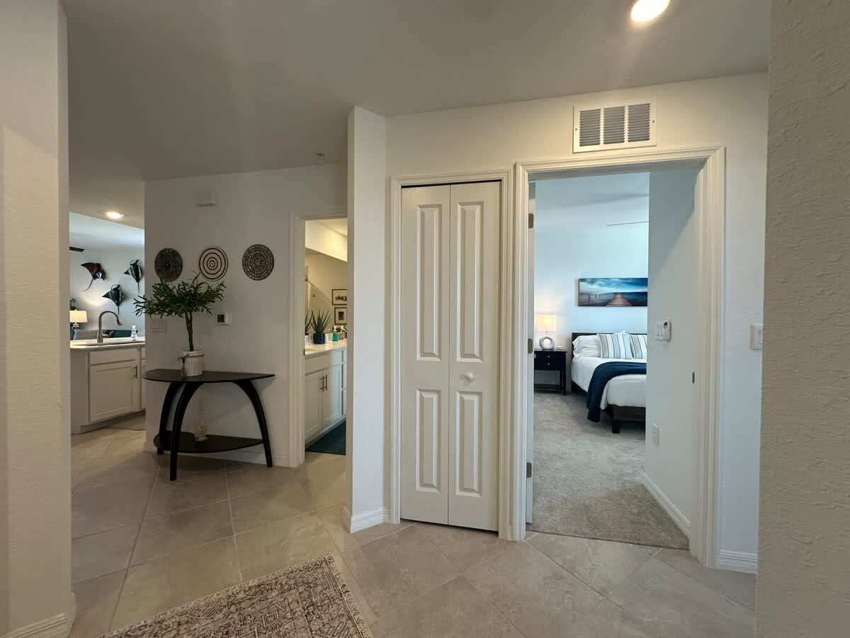 Condo in Venice property photo 3