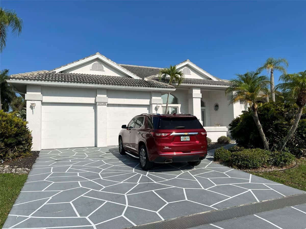 Home in Punta Gorda property photo 2