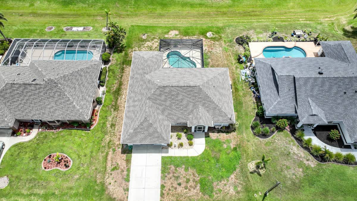 Home in Rotonda West property photo 3