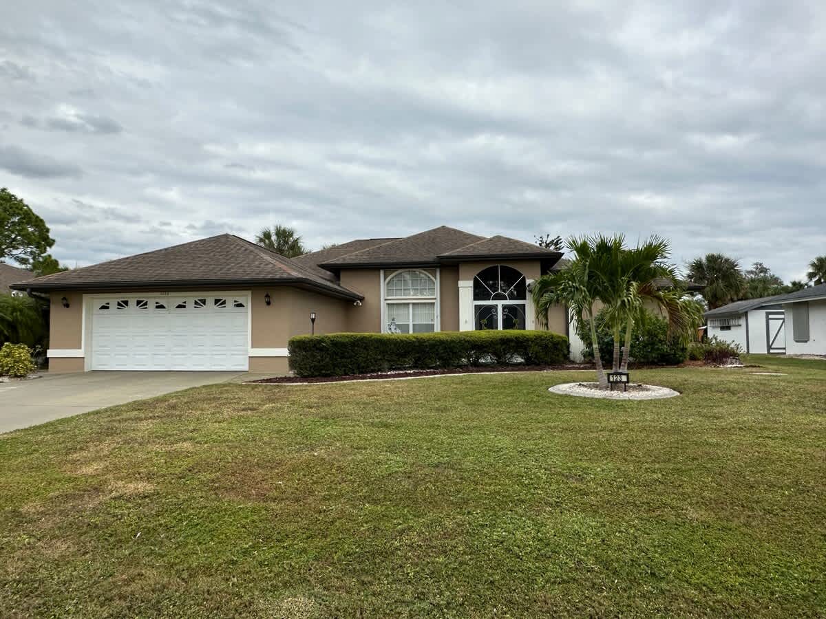 Home in Port Charlotte property photo 2