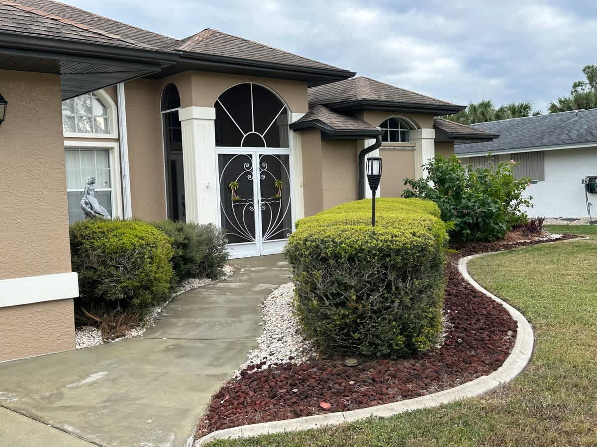 Home in Port Charlotte property photo 3