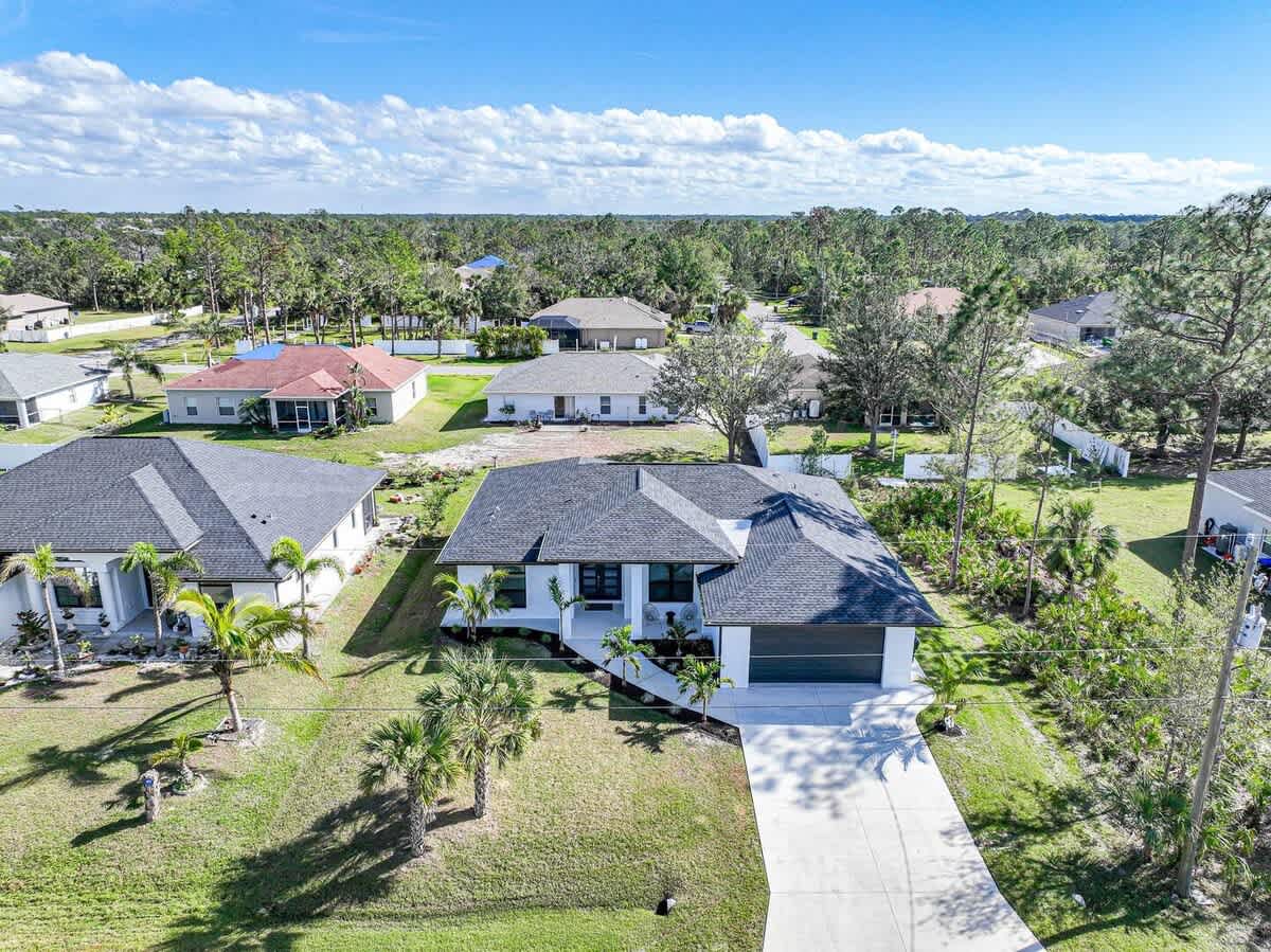 Home in North Port property photo 3