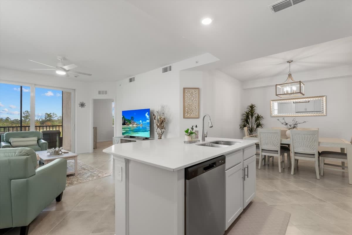 Condo in Venice property photo 5
