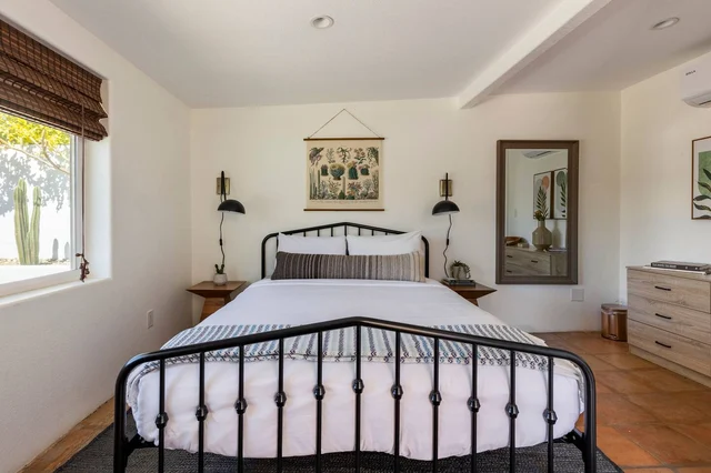 BEDROOM image 1