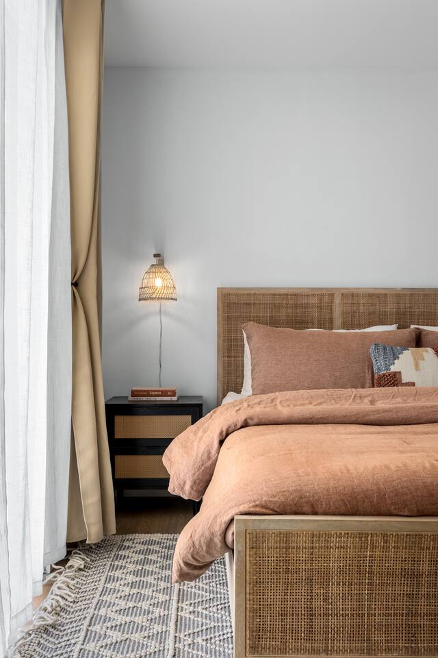BEDROOM image 1