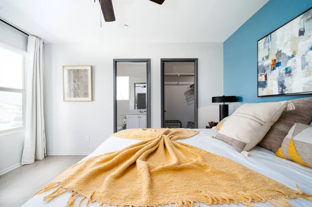 BEDROOM image 1