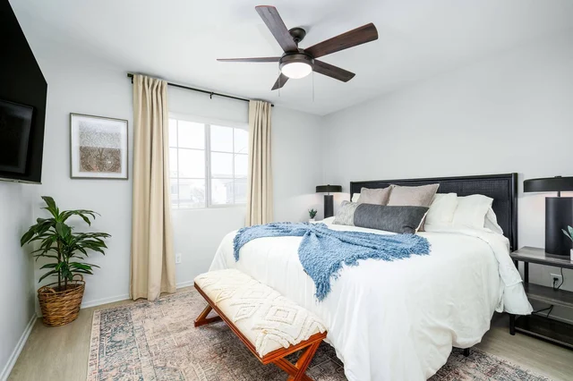 BEDROOM image 1