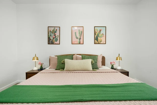 BEDROOM image 1
