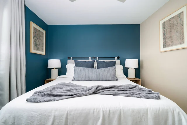 BEDROOM image 1