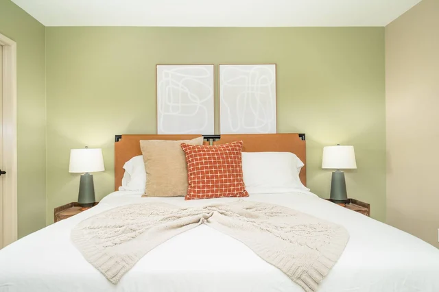 BEDROOM image 1