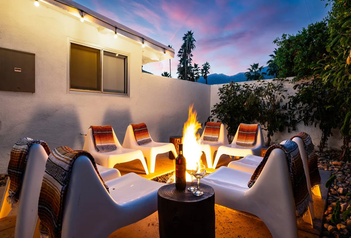 Home in Palm Springs property photo 2