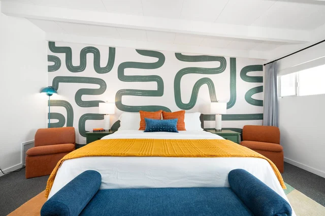 BEDROOM image 1