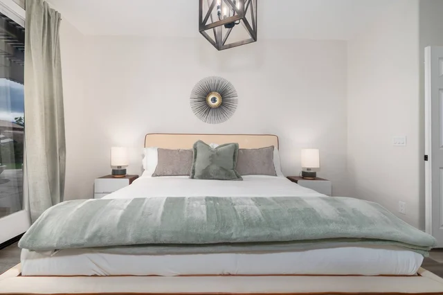 BEDROOM image 1