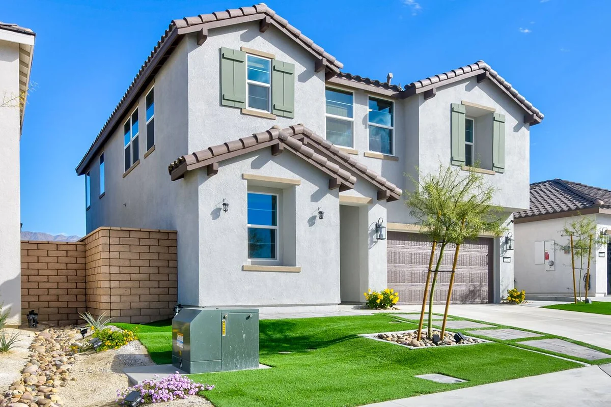 Home in Indio property photo 2