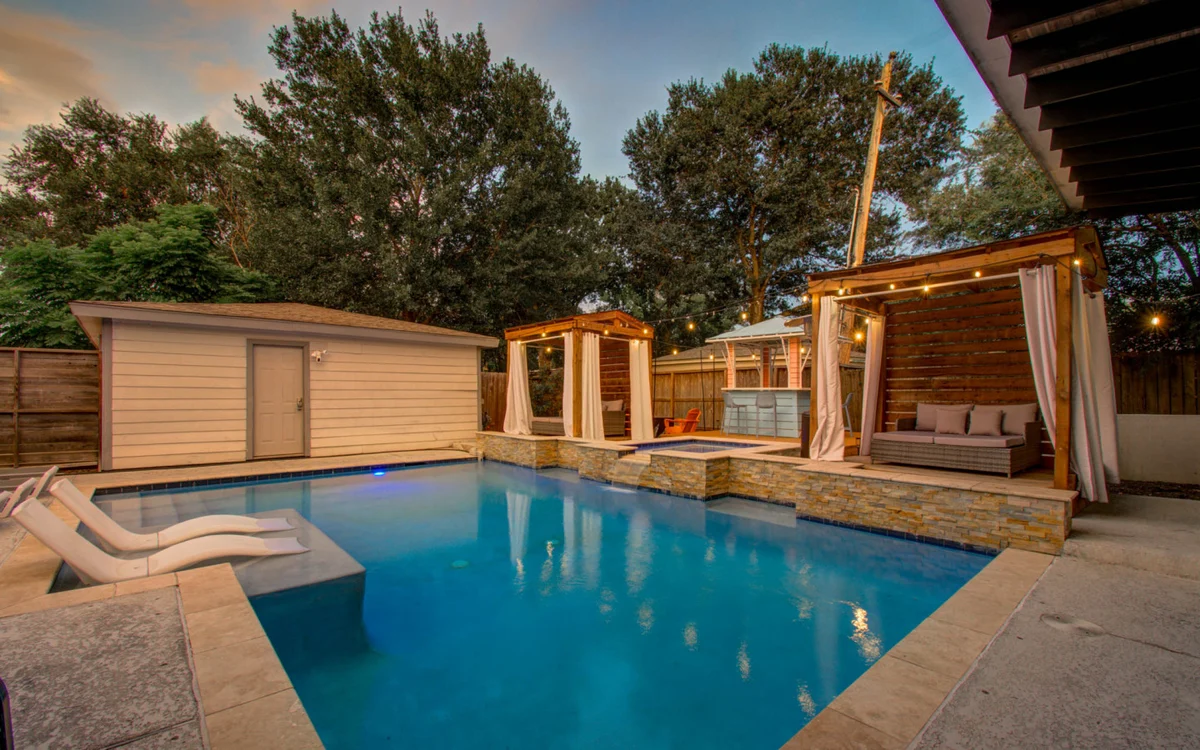 Empress Cabana Spa Bliss #60