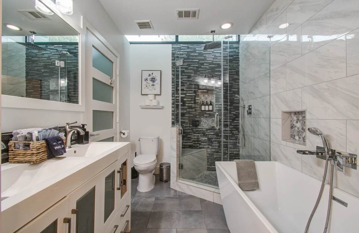 Empress Cabana Spa Bliss #13