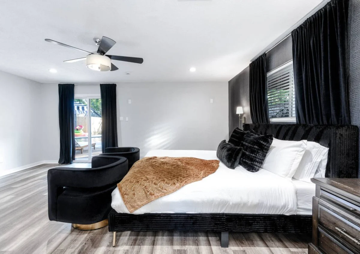 Empress Luxe Family Playground #37