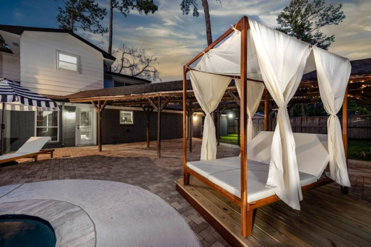 Empress Luxe Family Playground #3