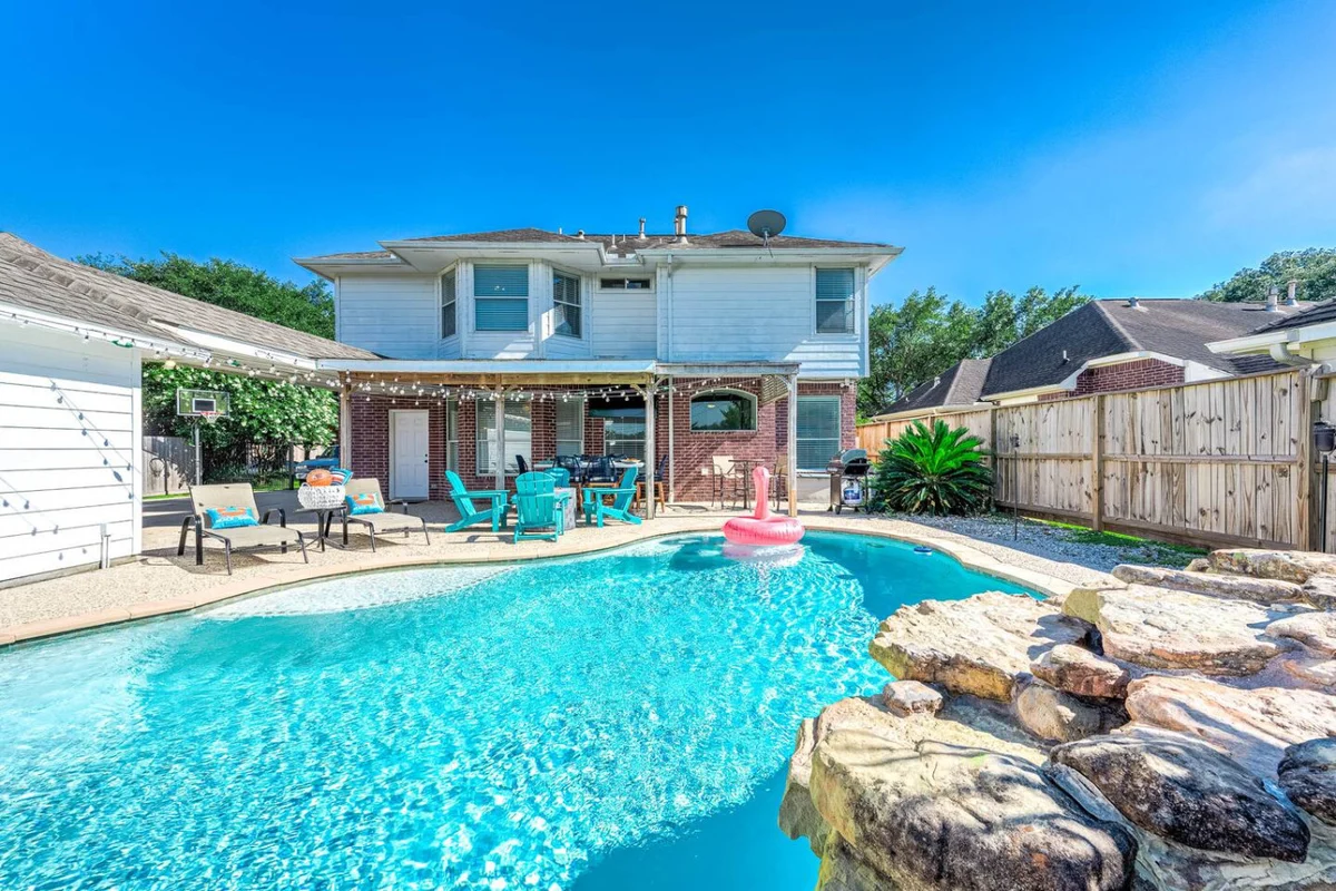 Empress Outdoor Haven #60