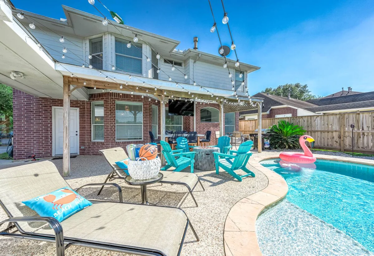 Empress Outdoor Haven #58