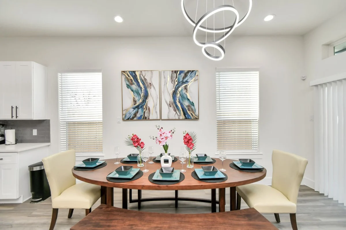 Empress Stylish Retreat #20
