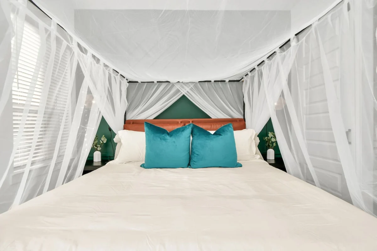 Empress Stylish Retreat #26