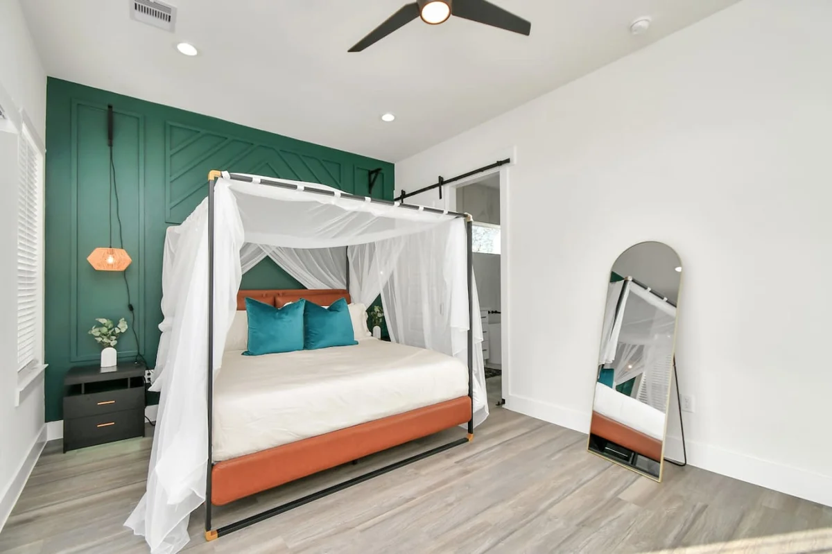 Empress Stylish Retreat #52