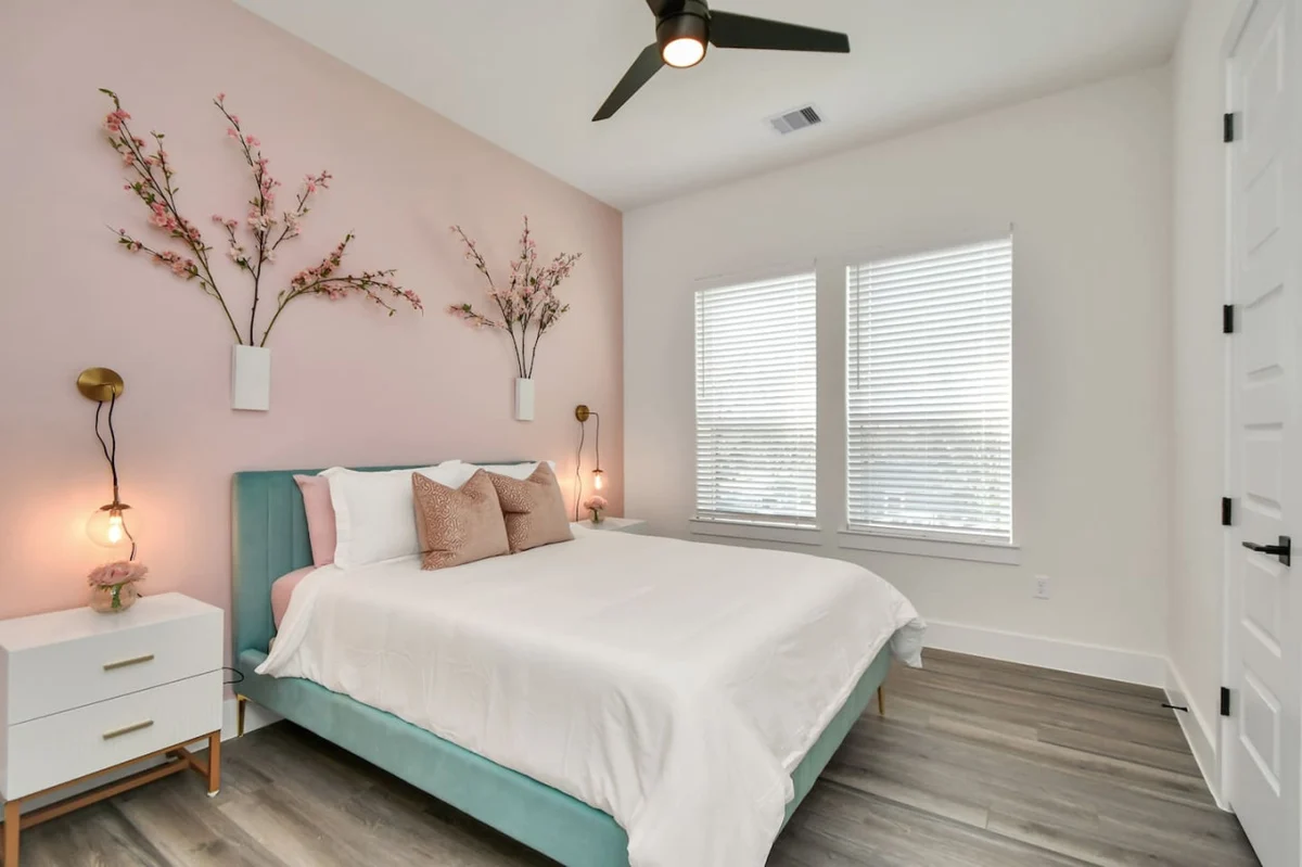 Empress Stylish Retreat #80