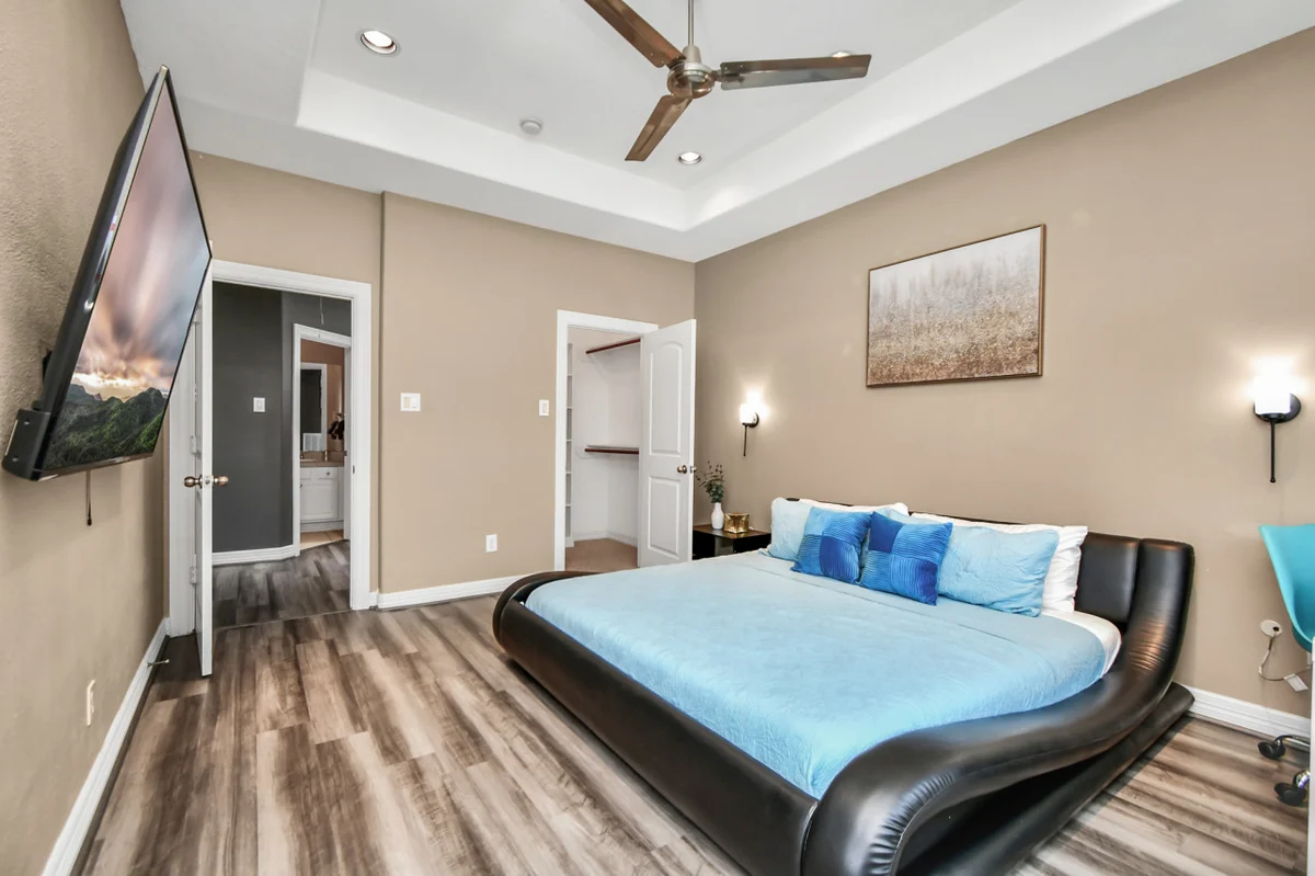 Empress Waterfront Villa #40