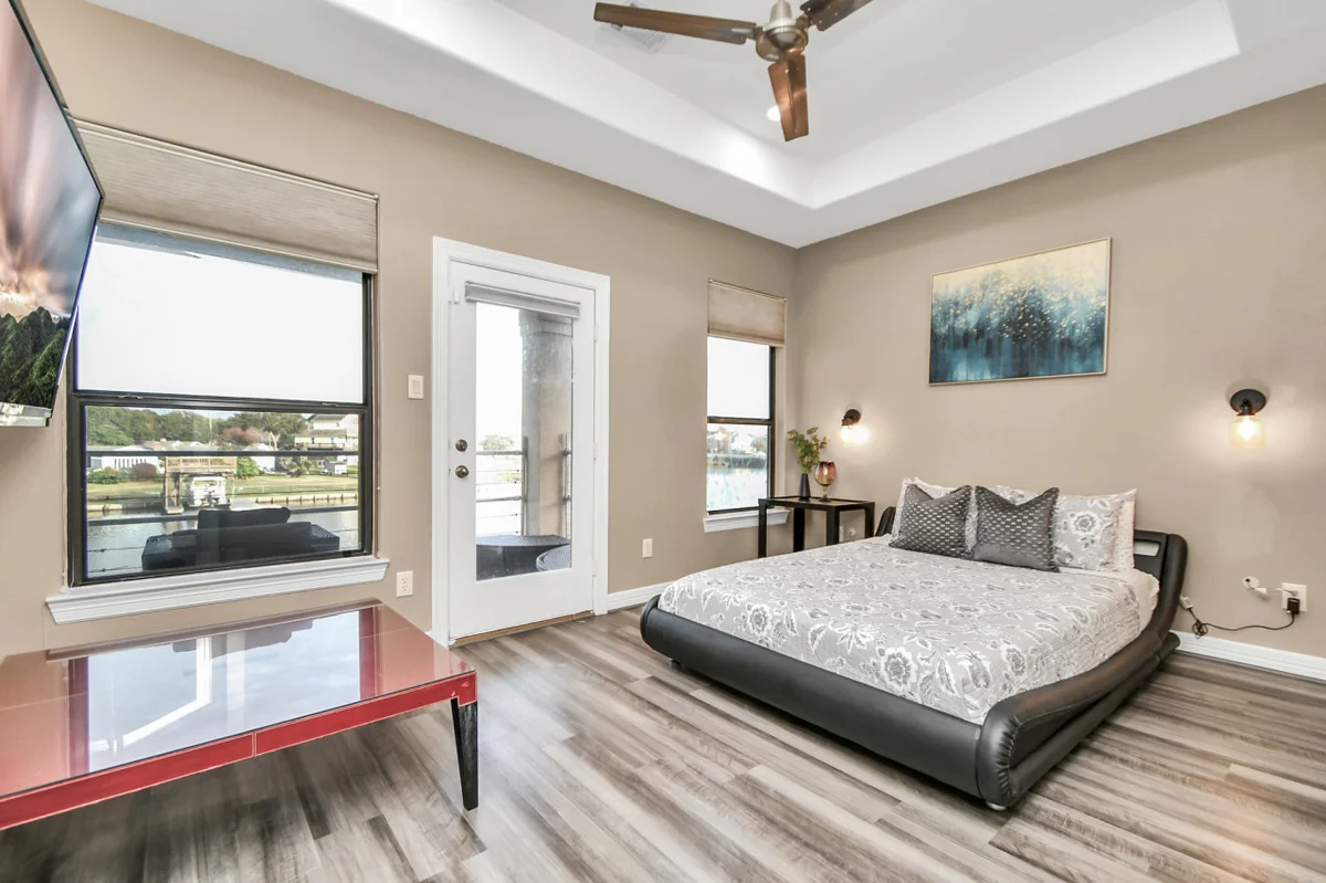 Empress Waterfront Villa #41