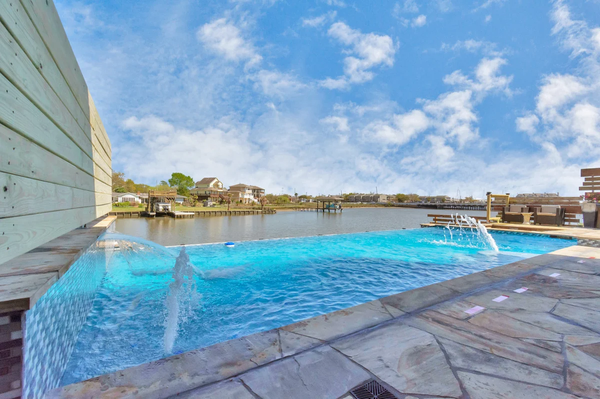 Empress Waterfront Villa #65