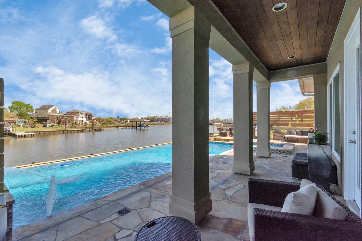 Empress Waterfront Villa #61