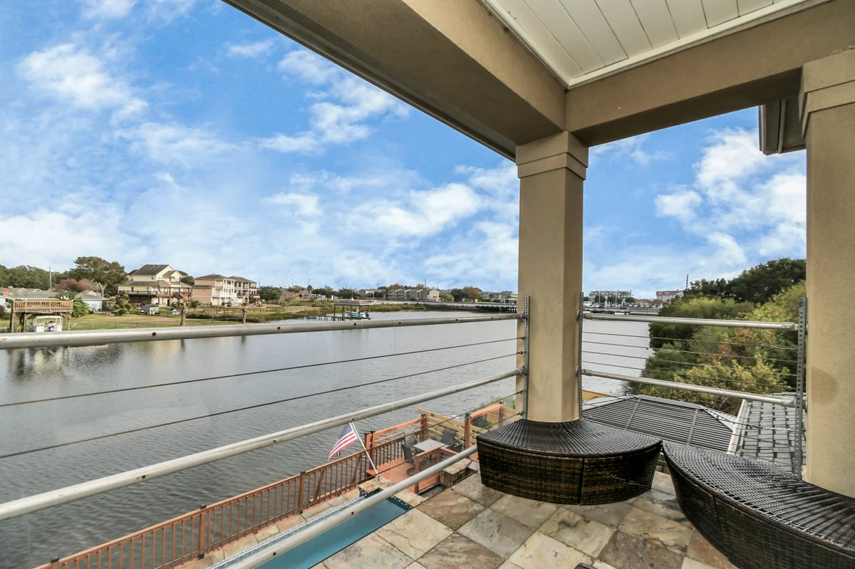 Empress Waterfront Villa #22