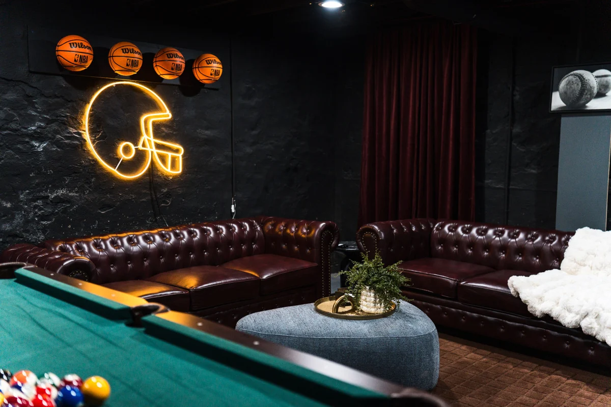 Lou Luxe- Speakeasy, EPIC Arcade, Hottub & FirePit #45