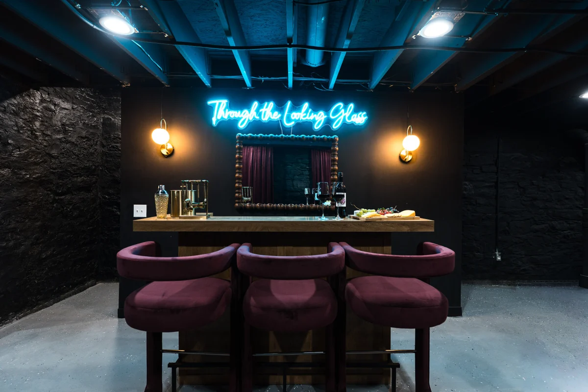Lou Luxe- Speakeasy, EPIC Arcade, Hottub & FirePit #64