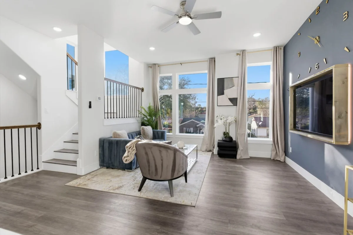 Luxury 3BR w/ Patio + Garage, Near NRG, Med Center #16