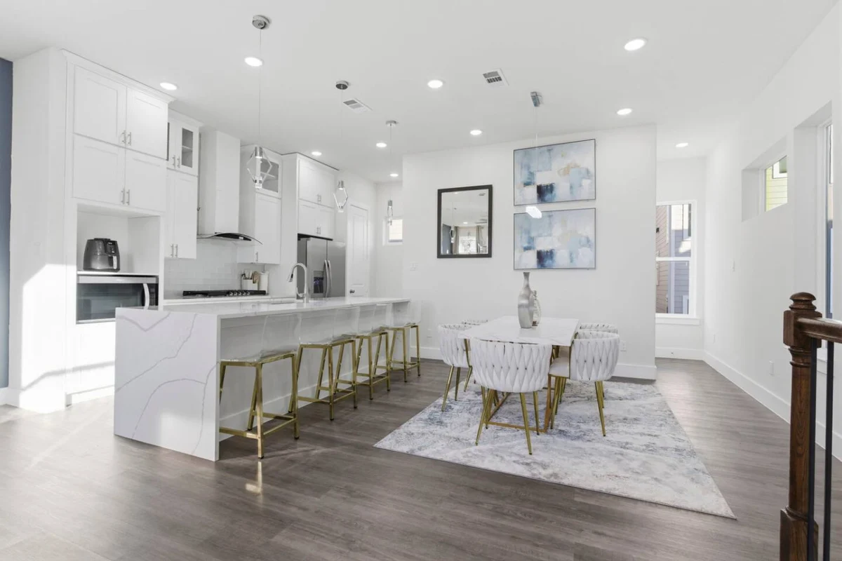 Luxury 3BR w/ Patio + Garage, Near NRG, Med Center #36