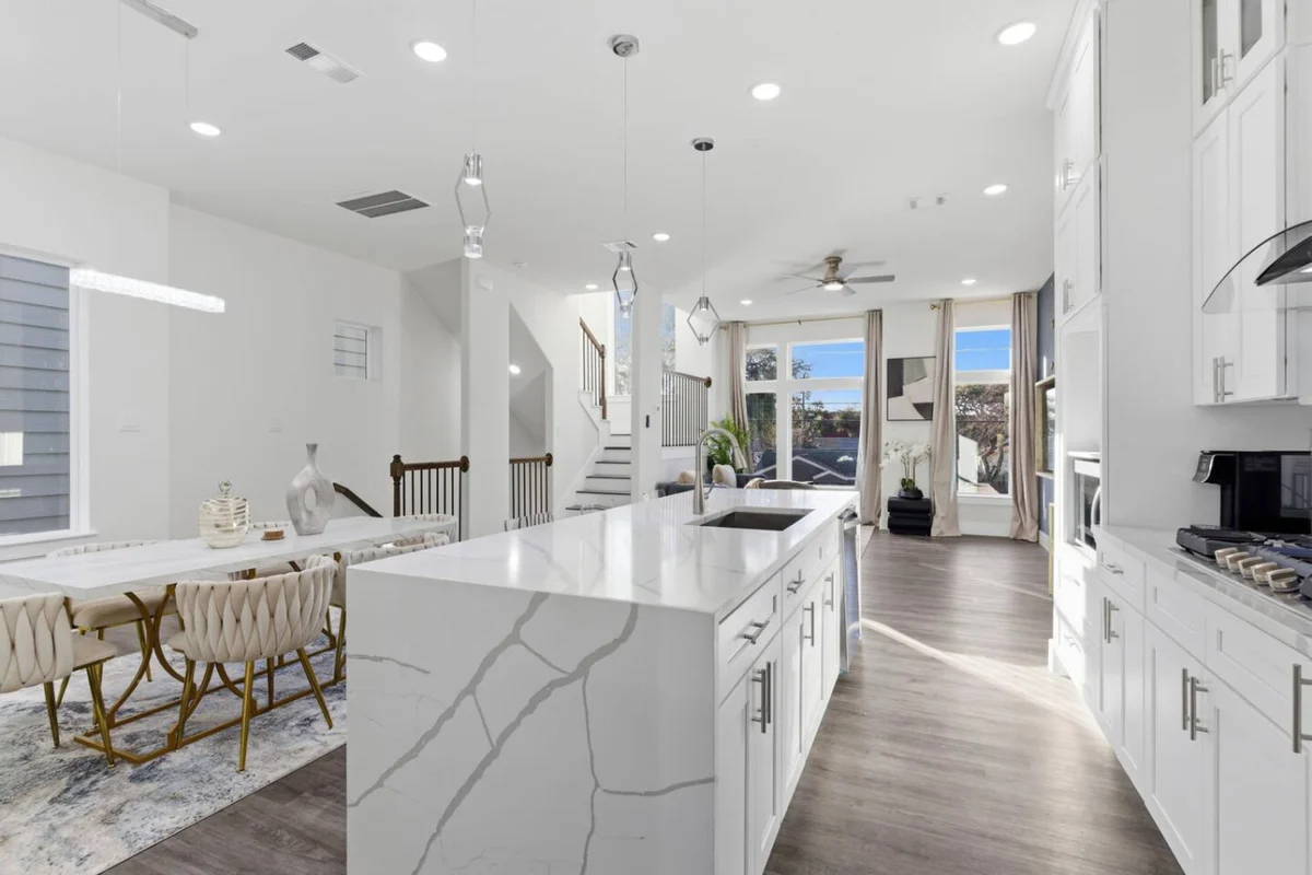 Luxury 3BR w/ Patio + Garage, Near NRG, Med Center #4