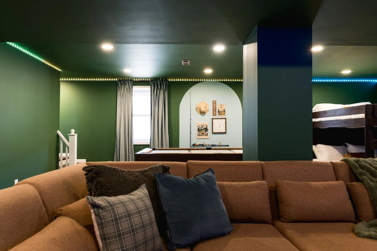 Luxury Hocking Hills Cabin| Views + Epic Game Room #63