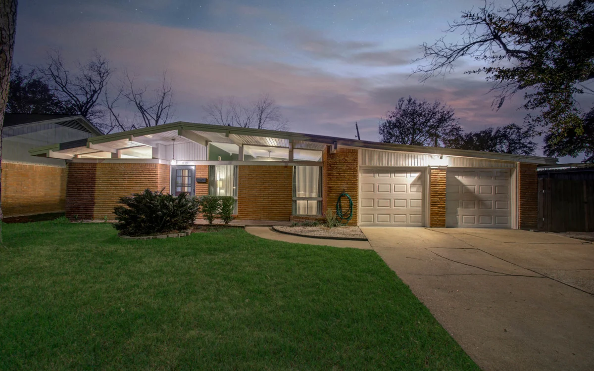 Sleeps 16+ | Game Room + 75” TV | Fire Pit + BBQ #53